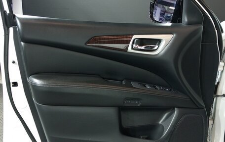 Nissan Pathfinder, 2015 год, 1 600 000 рублей, 20 фотография