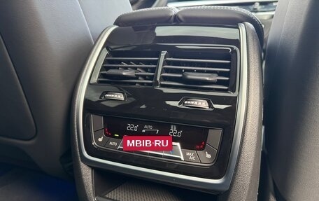 BMW X7, 2025 год, 18 375 000 рублей, 28 фотография