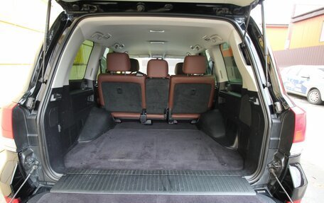 Toyota Land Cruiser 200, 2017 год, 4 915 000 рублей, 11 фотография