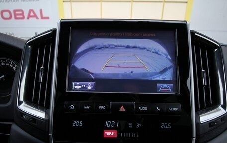 Toyota Land Cruiser 200, 2017 год, 4 915 000 рублей, 16 фотография