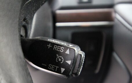 Toyota Land Cruiser 200, 2017 год, 4 915 000 рублей, 20 фотография