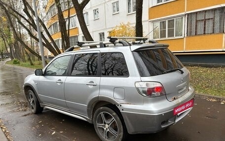 Mitsubishi Outlander III рестайлинг 3, 2005 год, 320 000 рублей, 4 фотография