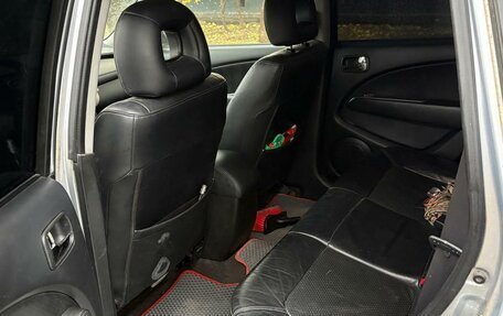 Mitsubishi Outlander III рестайлинг 3, 2005 год, 320 000 рублей, 6 фотография