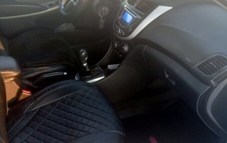 Hyundai Solaris II рестайлинг, 2012 год, 755 000 рублей, 11 фотография