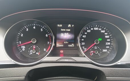 Volkswagen Passat B8 рестайлинг, 2017 год, 1 480 000 рублей, 33 фотография