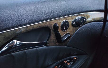 Mercedes-Benz E-Класс, 2004 год, 830 000 рублей, 13 фотография