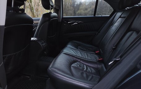 Mercedes-Benz E-Класс, 2004 год, 830 000 рублей, 22 фотография