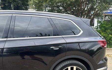 Volkswagen Touareg III, 2018 год, 3 950 000 рублей, 25 фотография