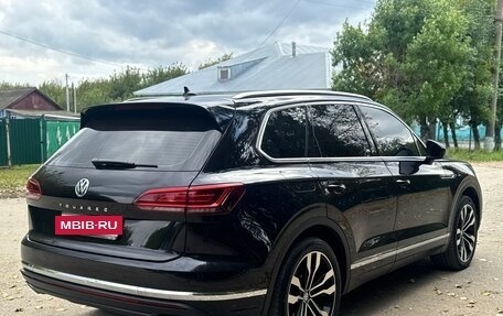 Volkswagen Touareg III, 2018 год, 3 950 000 рублей, 27 фотография