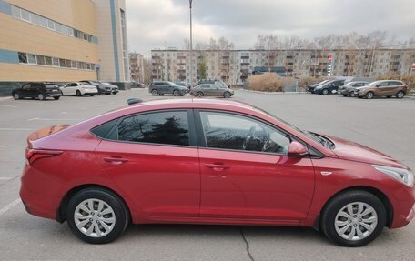 Hyundai Solaris II рестайлинг, 2018 год, 1 300 000 рублей, 7 фотография