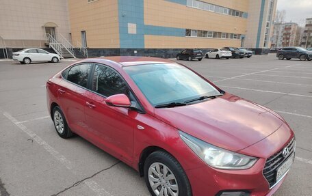 Hyundai Solaris II рестайлинг, 2018 год, 1 300 000 рублей, 5 фотография