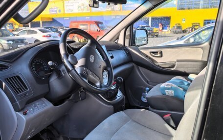 Hyundai H-1 II рестайлинг, 2012 год, 1 450 000 рублей, 5 фотография