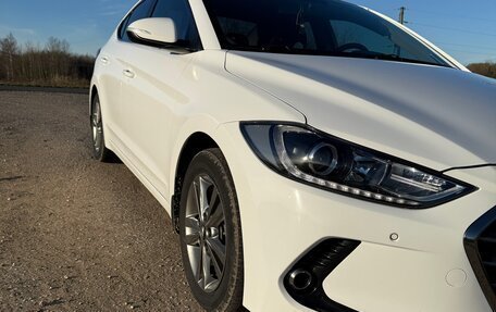 Hyundai Elantra VI рестайлинг, 2016 год, 1 565 000 рублей, 4 фотография