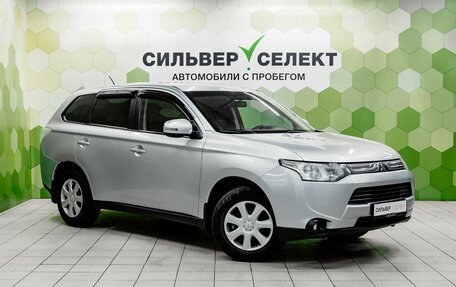 Mitsubishi Outlander III рестайлинг 3, 2013 год, 1 150 000 рублей, 5 фотография