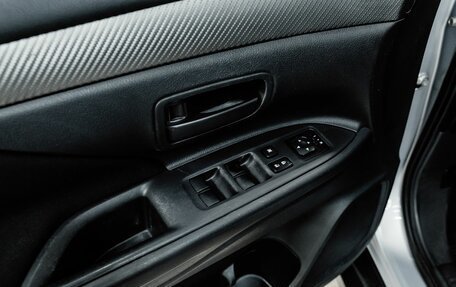 Mitsubishi Outlander III рестайлинг 3, 2013 год, 1 150 000 рублей, 19 фотография