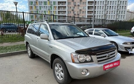 Toyota Highlander III, 2001 год, 1 000 000 рублей, 2 фотография