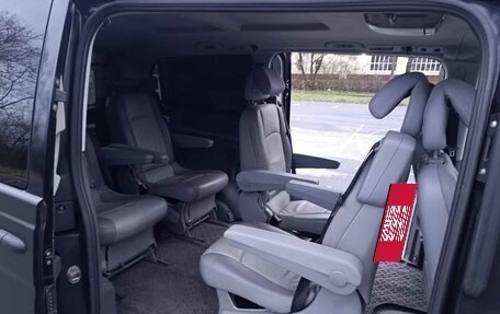 Mercedes-Benz Viano, 2004 год, 1 350 000 рублей, 13 фотография