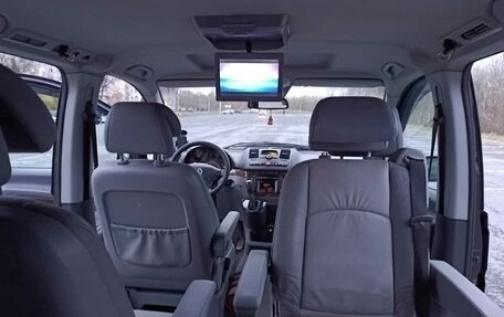 Mercedes-Benz Viano, 2004 год, 1 350 000 рублей, 5 фотография