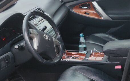 Toyota Camry, 2008 год, 740 000 рублей, 11 фотография