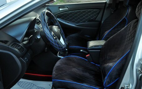 Hyundai Solaris II рестайлинг, 2016 год, 900 000 рублей, 9 фотография