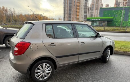 Skoda Fabia II, 2010 год, 650 000 рублей, 5 фотография