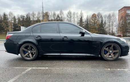 BMW 5 серия, 2004 год, 1 350 000 рублей, 4 фотография