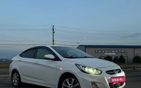 Hyundai Solaris II рестайлинг, 2012 год, 800 000 рублей, 6 фотография