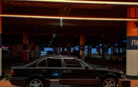 BMW 5 серия, 2002 год, 550 000 рублей, 4 фотография