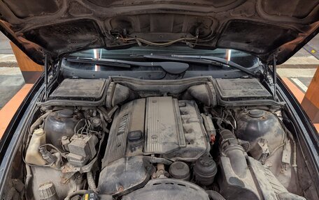 BMW 5 серия, 2002 год, 550 000 рублей, 15 фотография