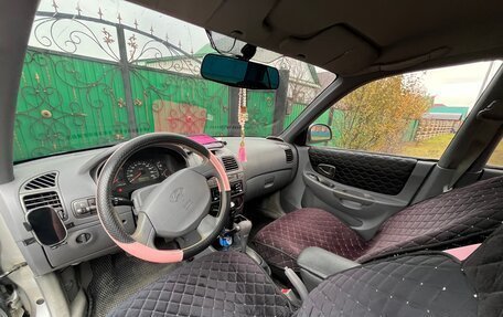 Hyundai Accent II, 2004 год, 650 000 рублей, 4 фотография