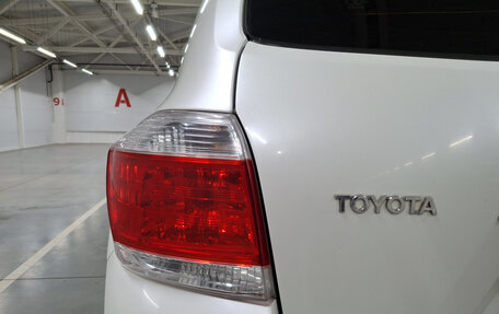 Toyota Highlander III, 2012 год, 1 785 000 рублей, 11 фотография