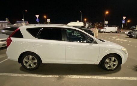 KIA cee'd I рестайлинг, 2009 год, 680 000 рублей, 2 фотография