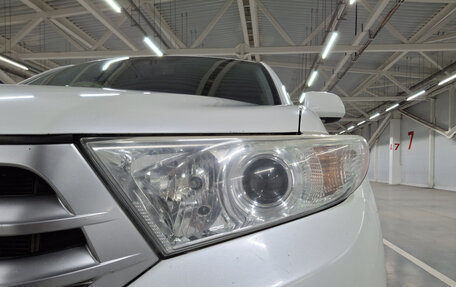 Toyota Highlander III, 2012 год, 1 785 000 рублей, 21 фотография