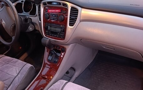 Toyota Highlander III, 2005 год, 1 365 000 рублей, 8 фотография