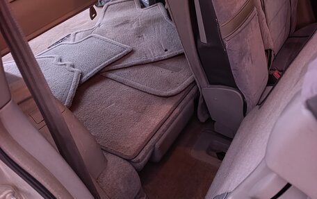 Toyota Highlander III, 2005 год, 1 365 000 рублей, 16 фотография