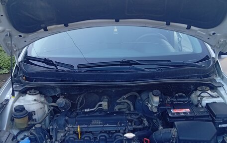 Hyundai Solaris II рестайлинг, 2011 год, 766 000 рублей, 13 фотография