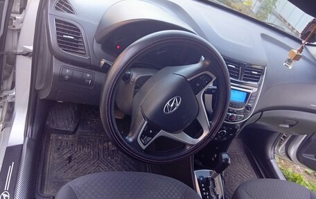 Hyundai Solaris II рестайлинг, 2011 год, 766 000 рублей, 10 фотография