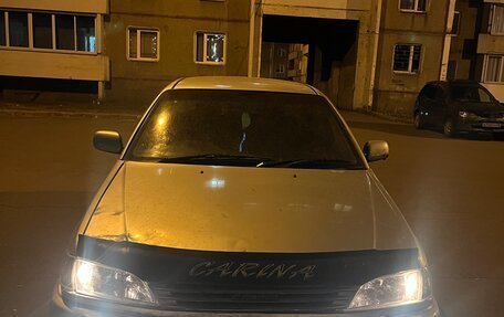 Toyota Carina, 2001 год, 300 000 рублей, 1 фотография