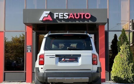 Toyota Land Cruiser Prado, 2024 год, 10 190 000 рублей, 4 фотография