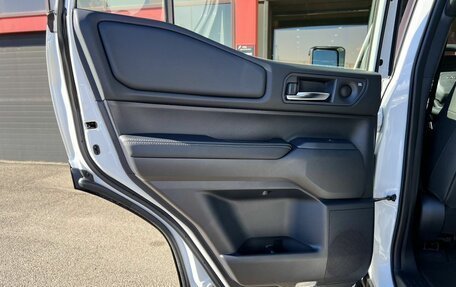 Toyota Land Cruiser Prado, 2024 год, 10 190 000 рублей, 10 фотография