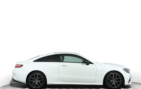 Mercedes-Benz E-Класс, 2021 год, 5 670 000 рублей, 4 фотография