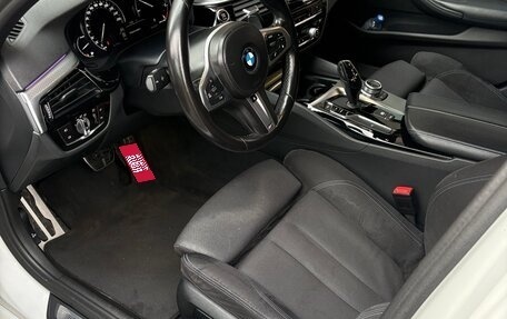 BMW 5 серия, 2018 год, 3 250 000 рублей, 11 фотография