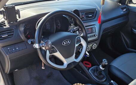 KIA Rio III рестайлинг, 2015 год, 777 000 рублей, 5 фотография