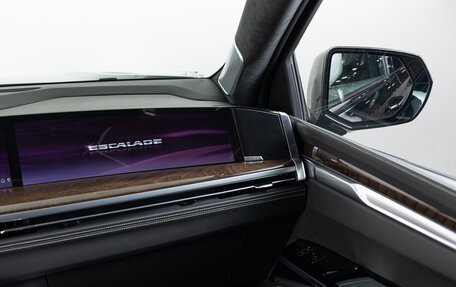 Cadillac Escalade V, 2025 год, 20 490 000 рублей, 20 фотография