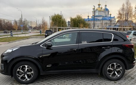 KIA Sportage IV рестайлинг, 2019 год, 2 100 000 рублей, 4 фотография