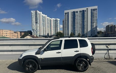 Chevrolet Niva I рестайлинг, 2016 год, 760 000 рублей, 5 фотография