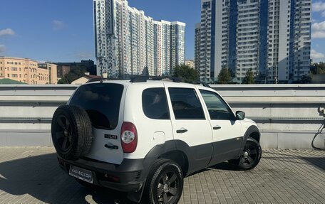 Chevrolet Niva I рестайлинг, 2016 год, 760 000 рублей, 2 фотография