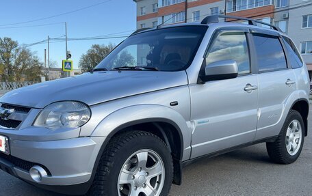 Chevrolet Niva I рестайлинг, 2012 год, 610 000 рублей, 1 фотография
