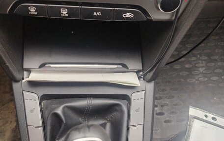 Hyundai Elantra VI рестайлинг, 2016 год, 1 150 000 рублей, 10 фотография