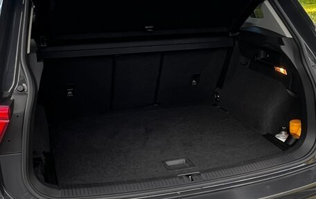 Volkswagen Tiguan II, 2020 год, 3 220 000 рублей, 10 фотография